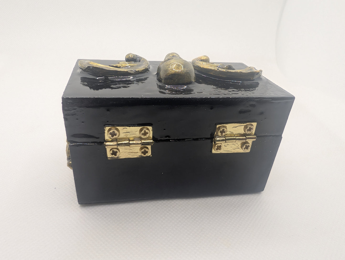 Black Skull Box