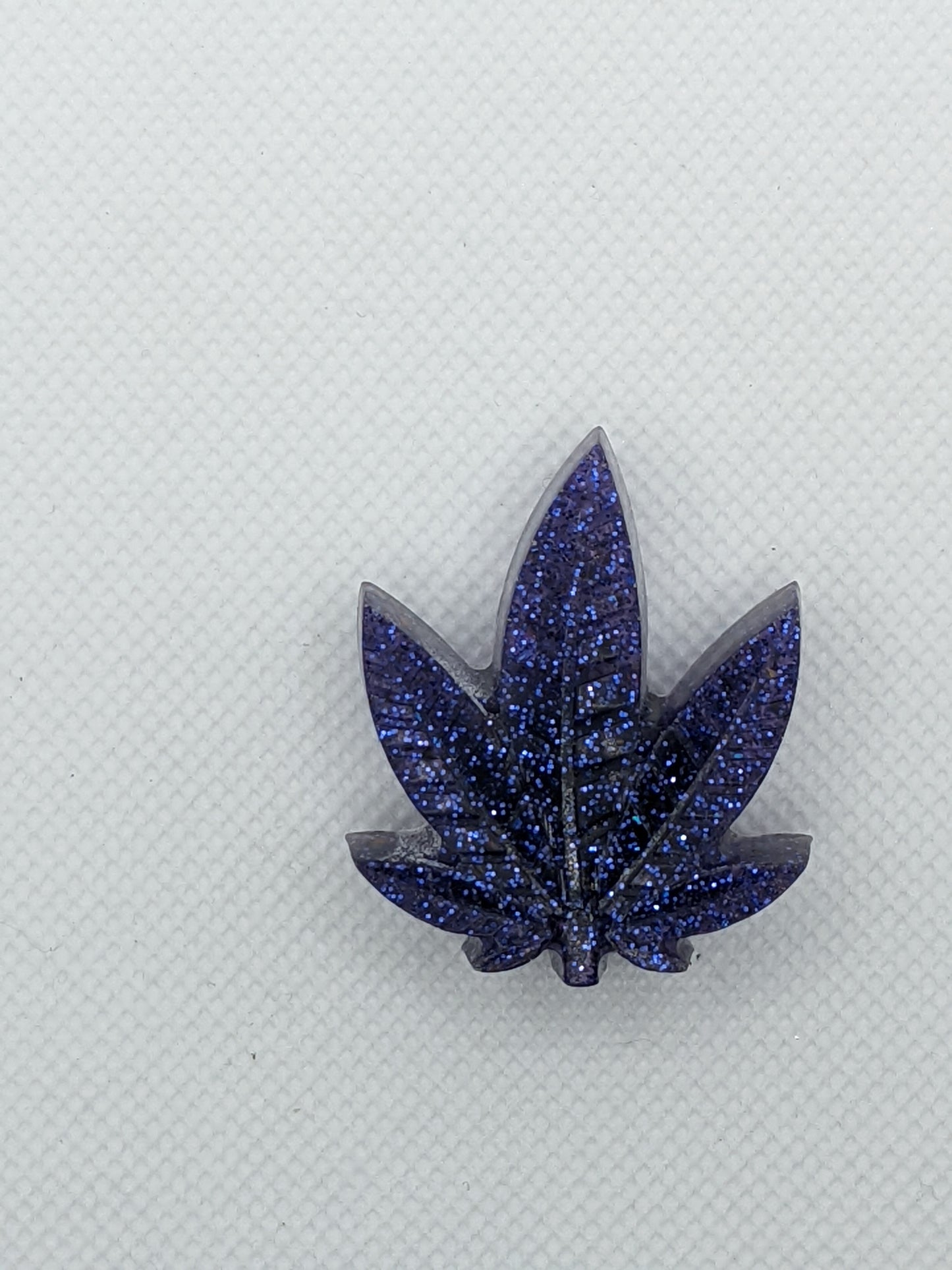 Purple Glitter Leaf Magnets - Keychain