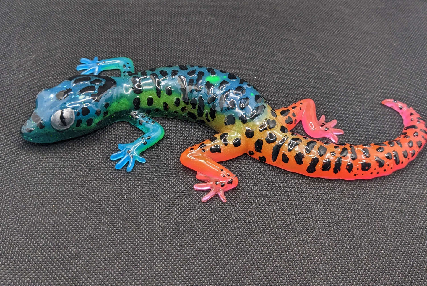 Neon Gecko Multicolor - Keychain