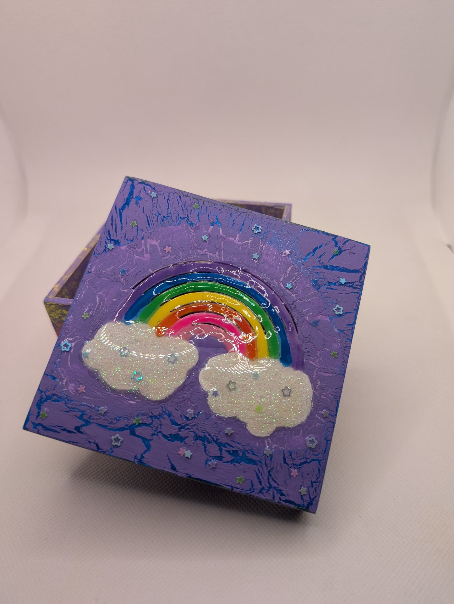 Purple rainbow box
