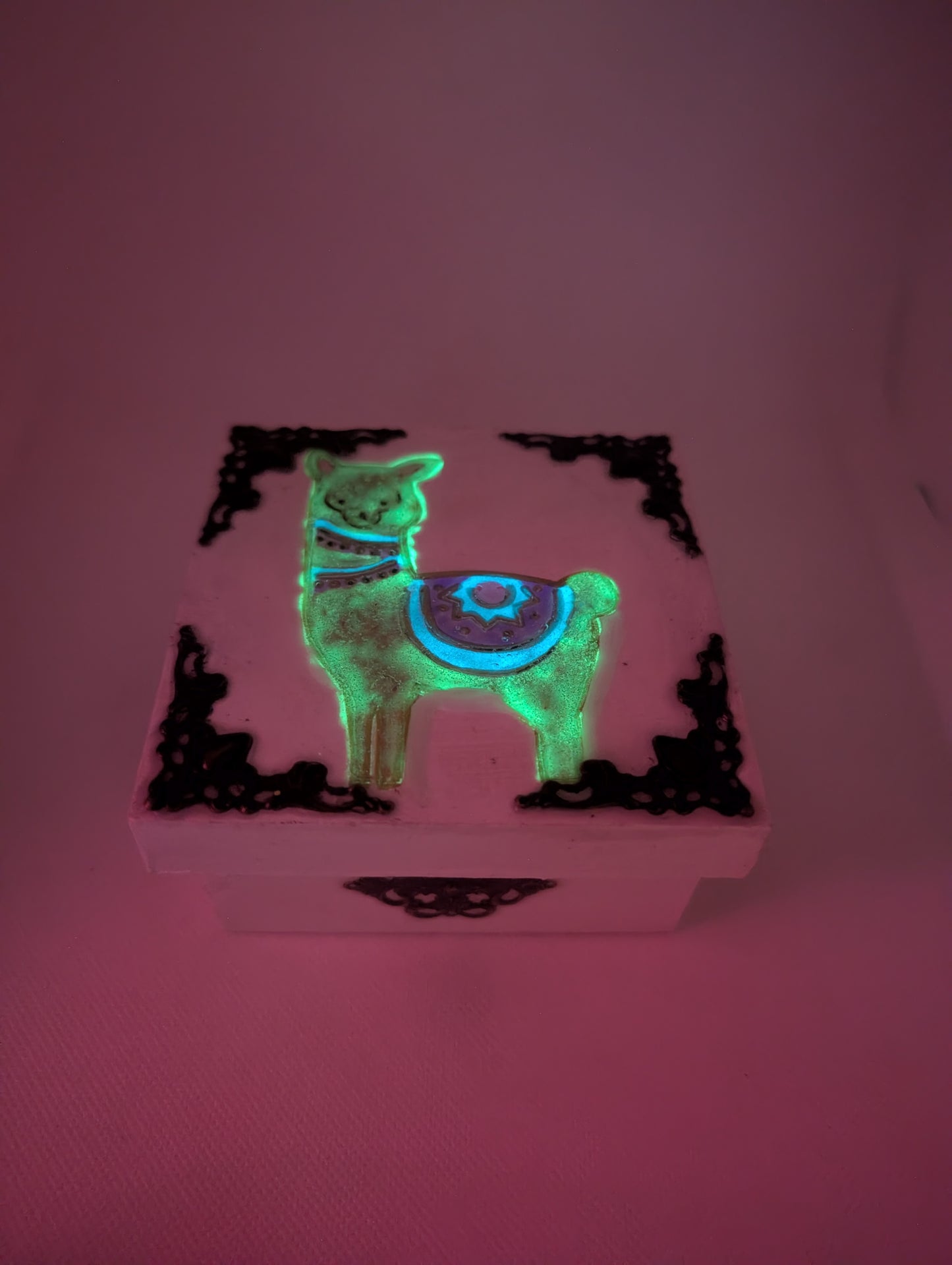 White Llama Box