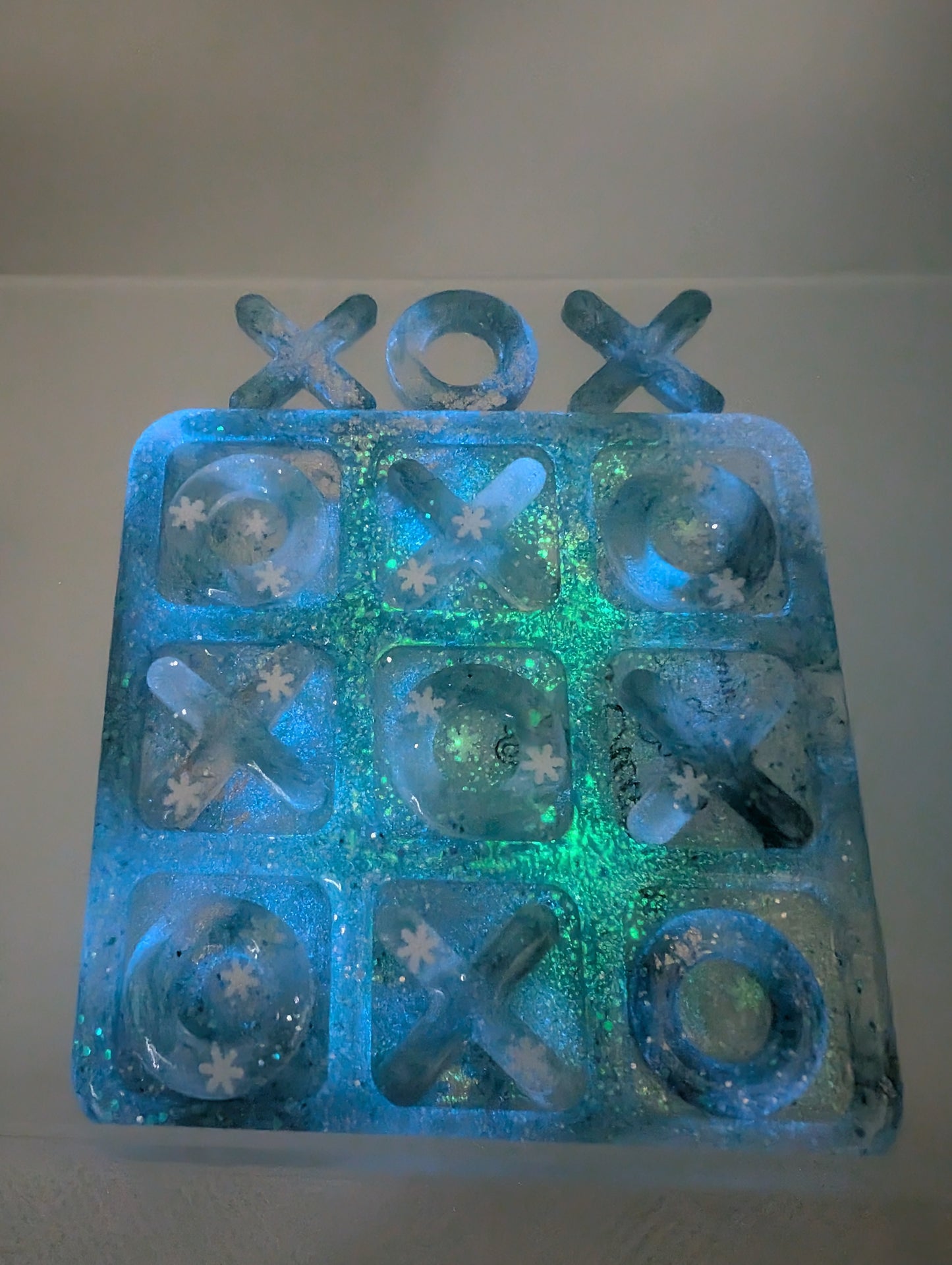 Travel Tic Tac Toe Game
