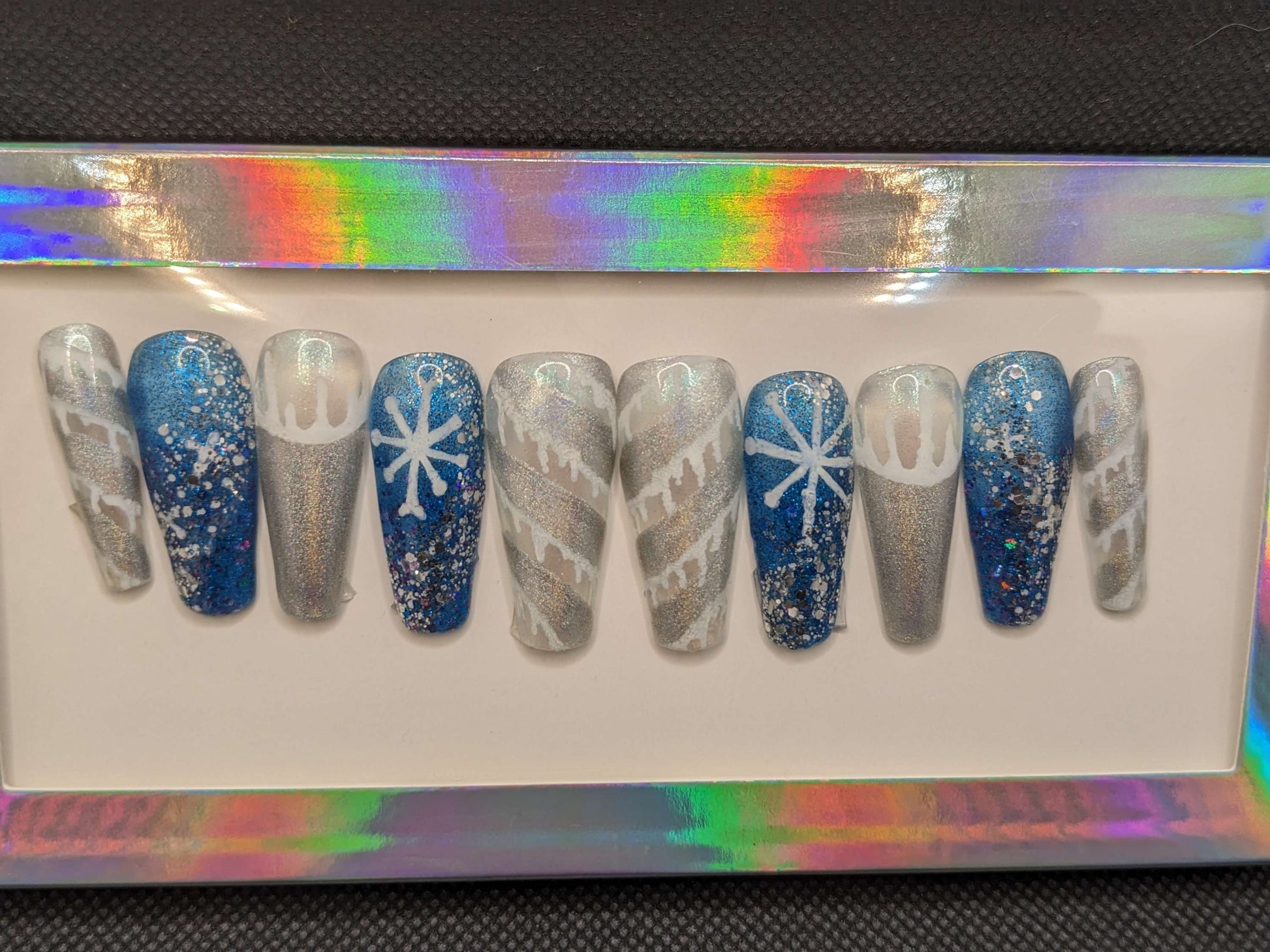 Winter Frost  Nails Glue on - Keychain