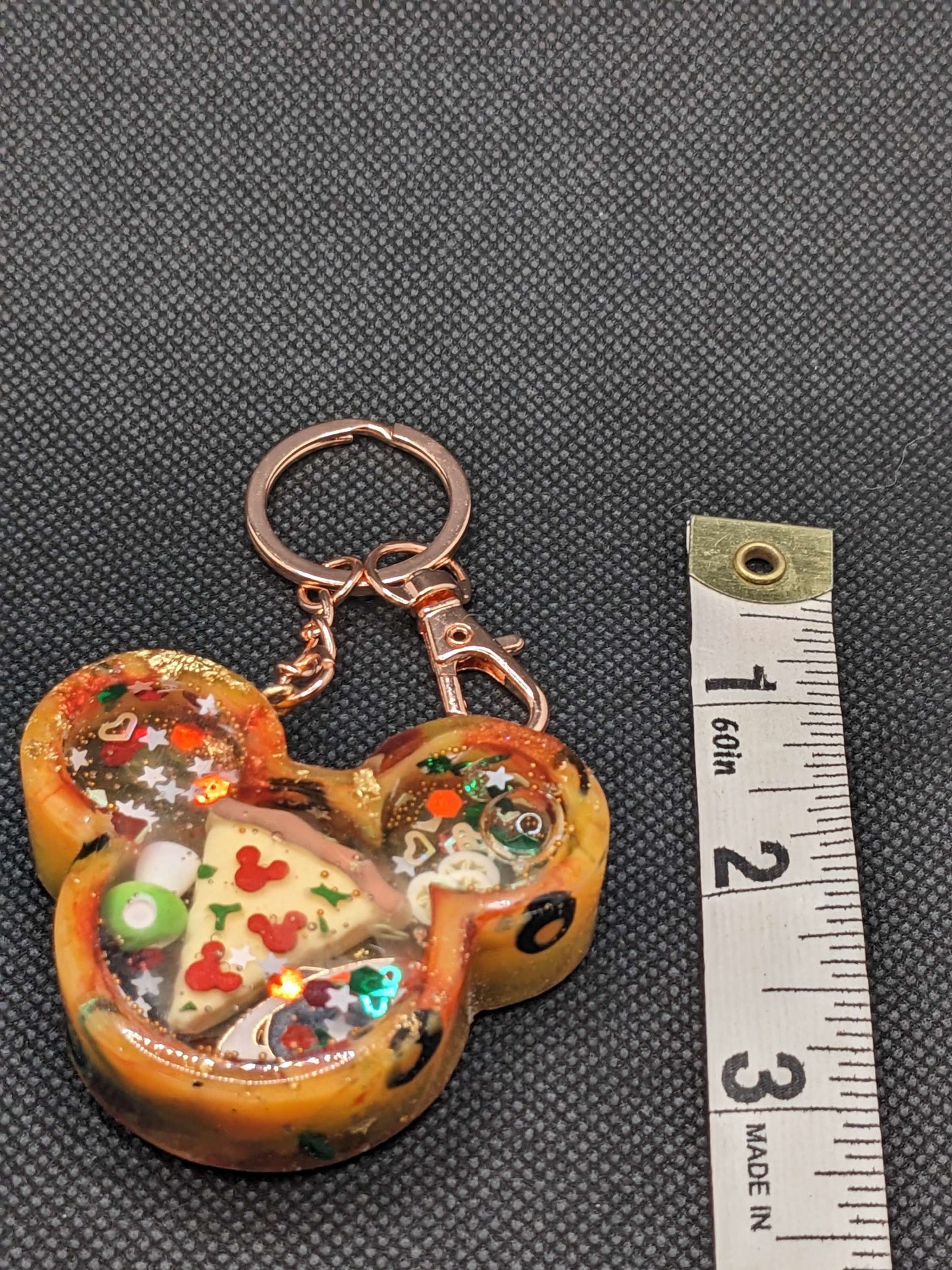 Pizza planet love shaker Keychain - Keychain