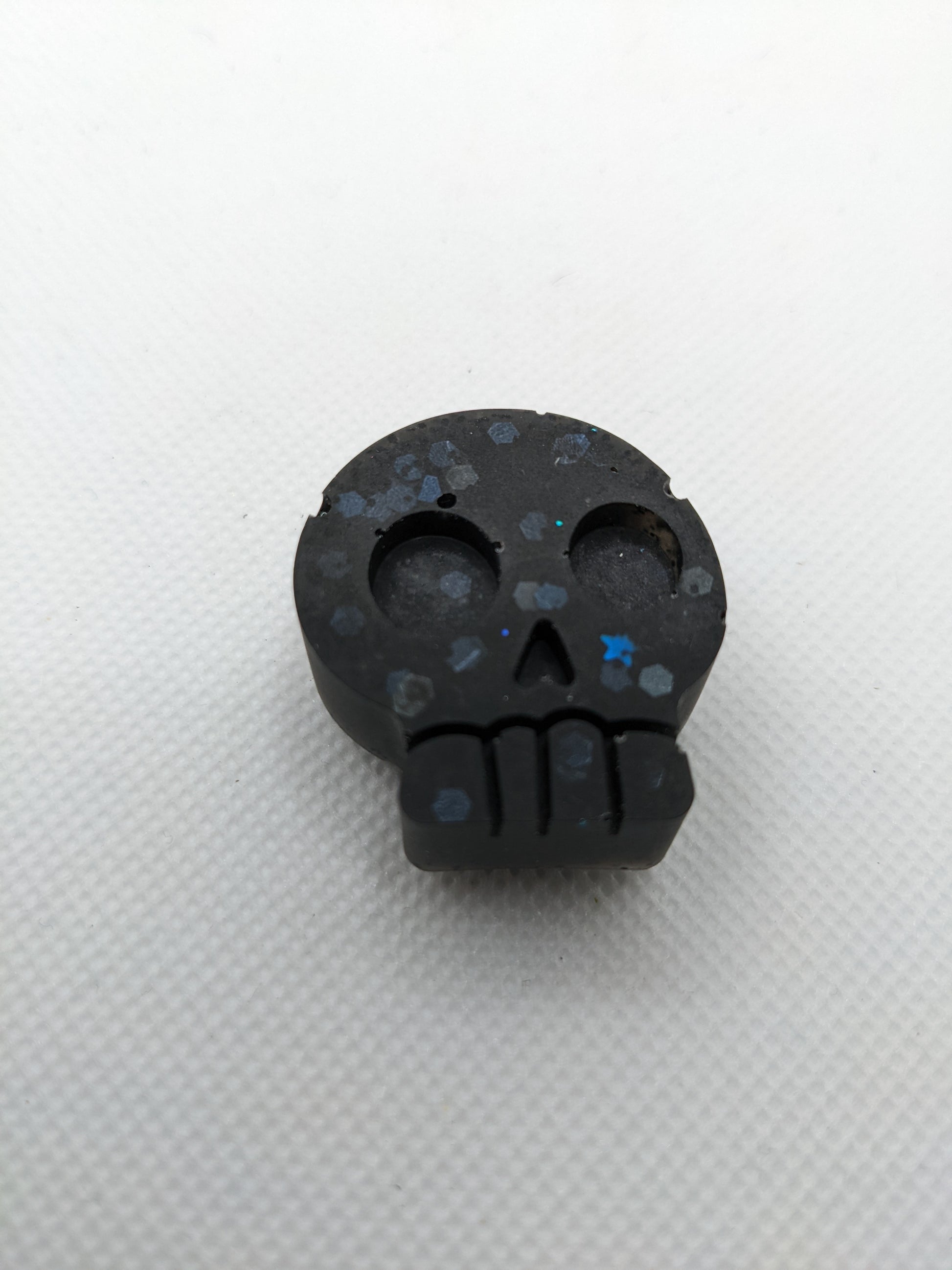 Black Skull Magnets - Keychain