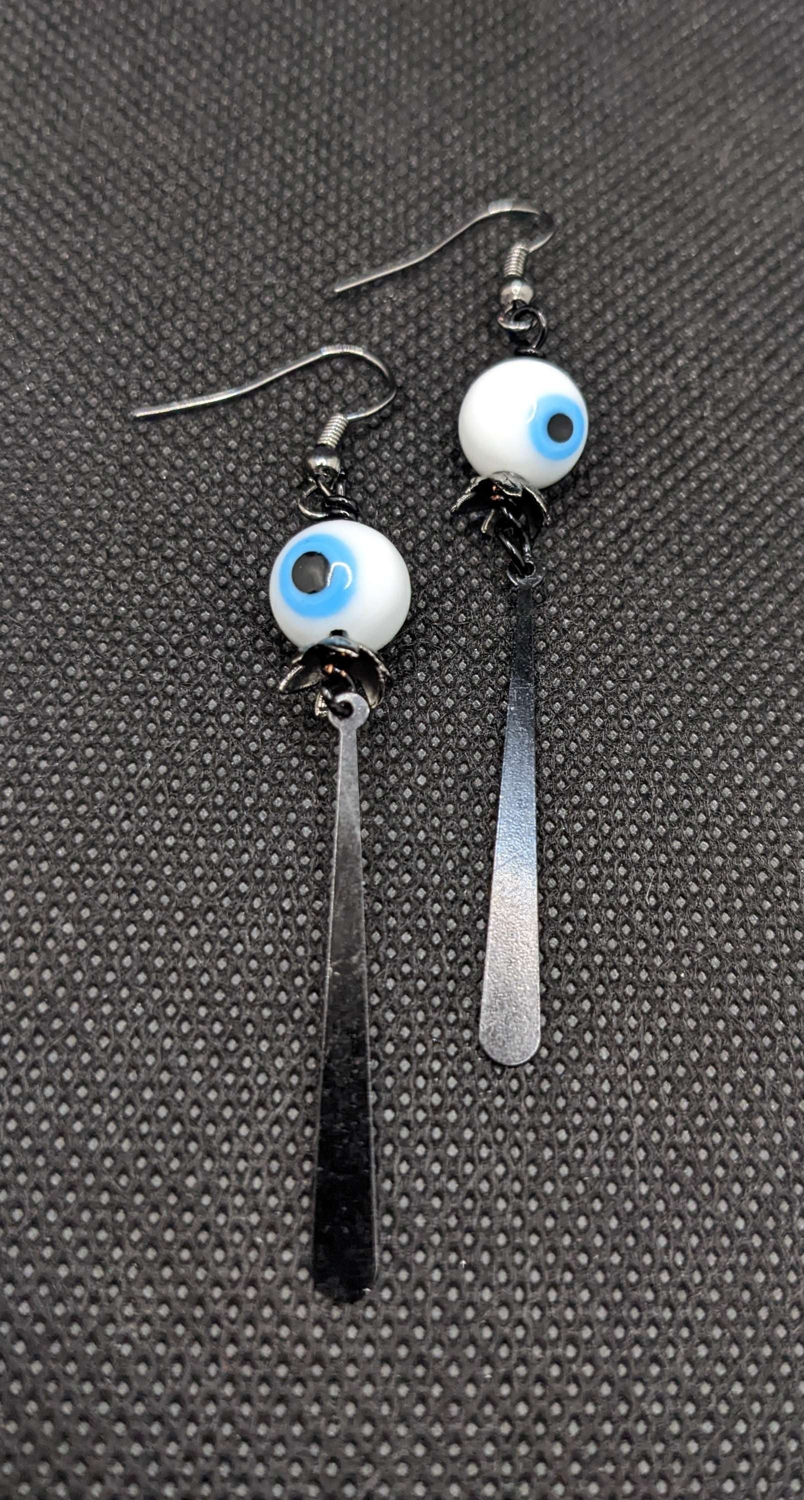 Wandering Eyes Earrings - Earrings