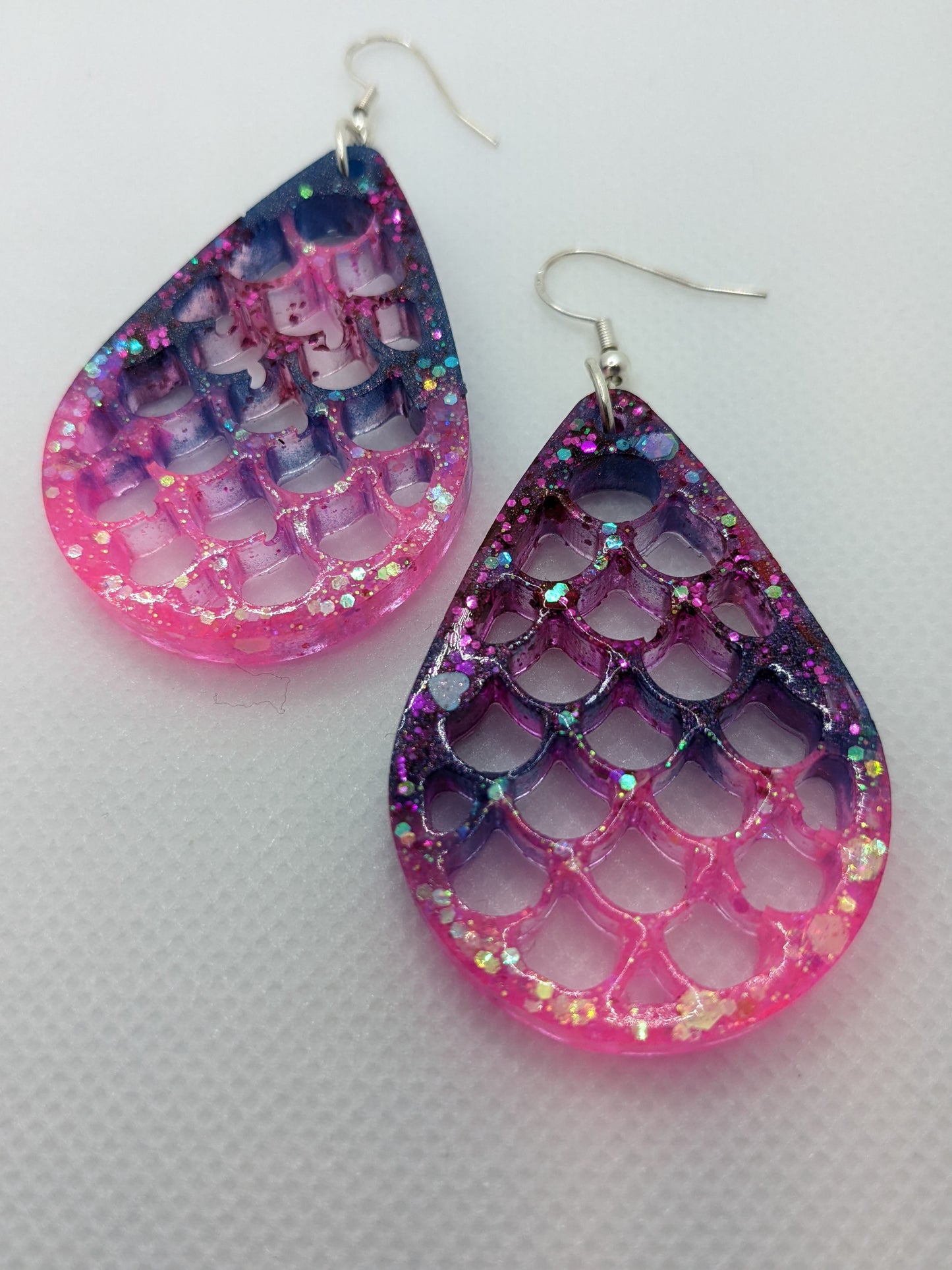 Pink & Purple Fishnet Teardrop Earrings - Earrings