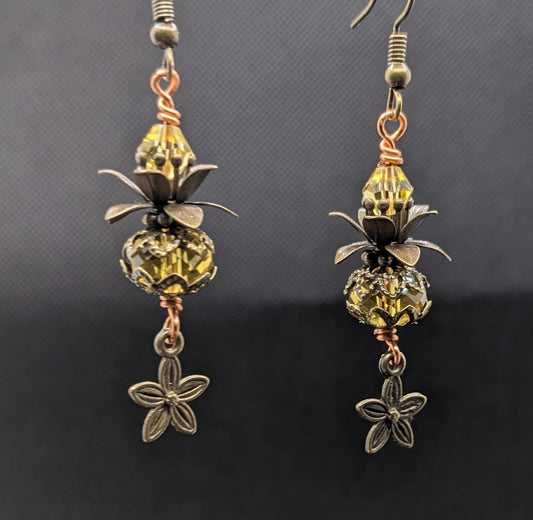 Daffodil Earrings - Earrings