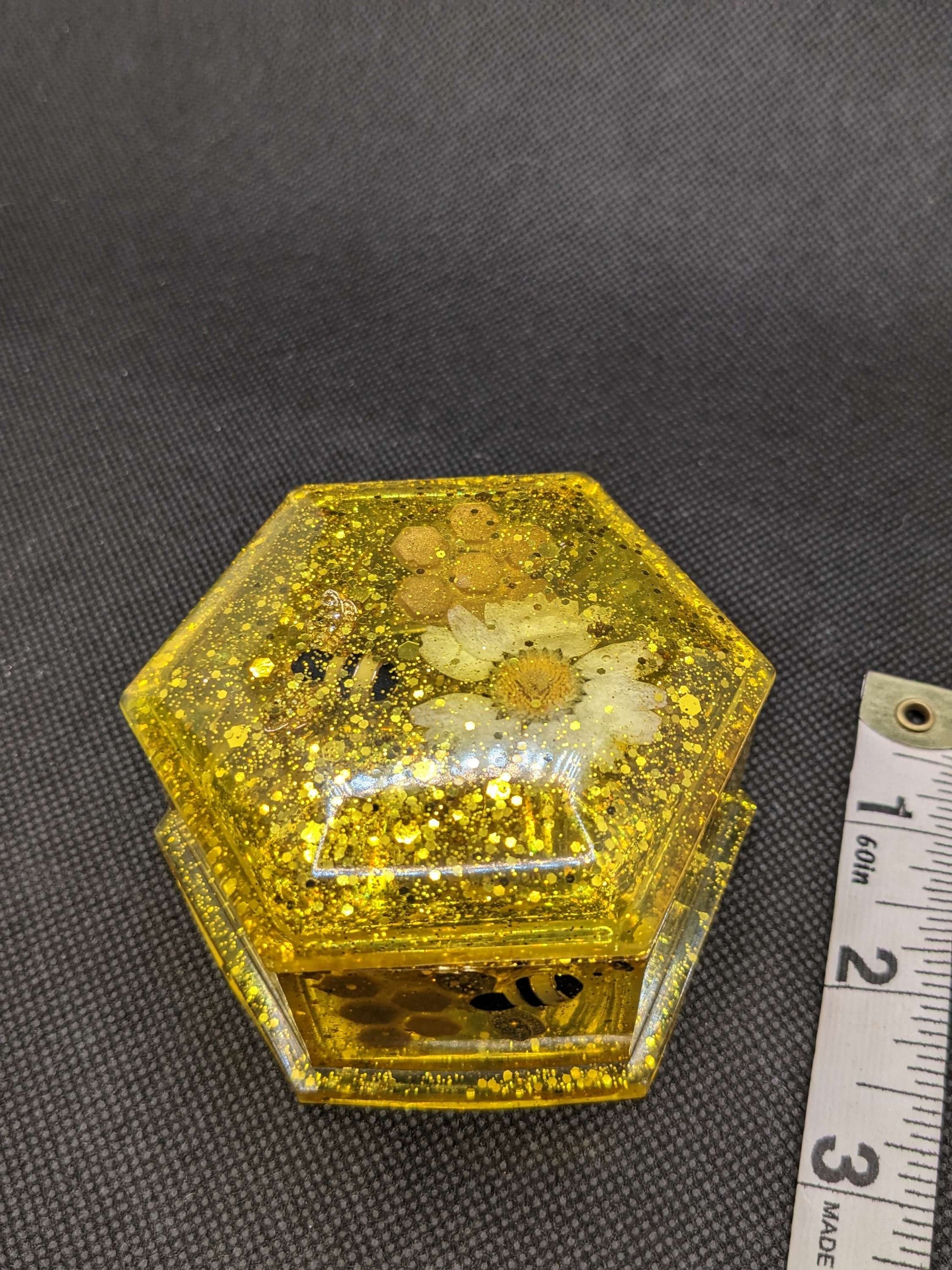 Honeycomb Bee Jewelry Box - Keychain