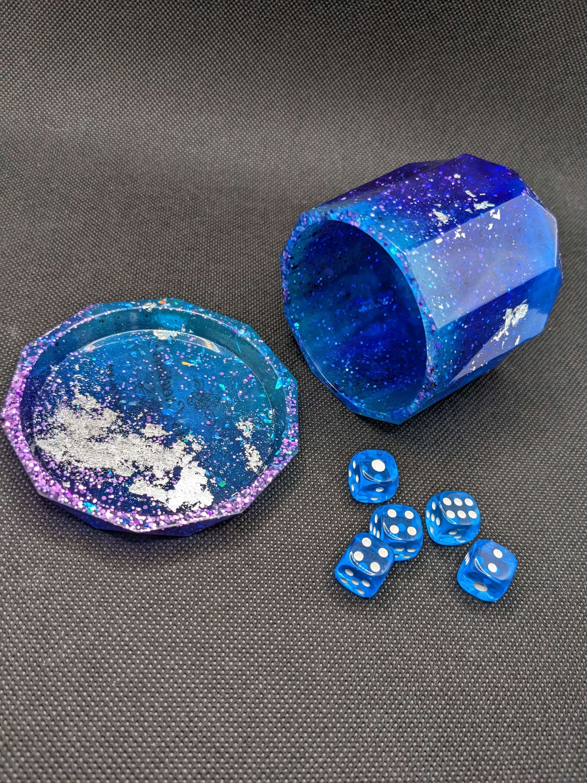 Blue & Purple Dice Shaker Game - Keychain