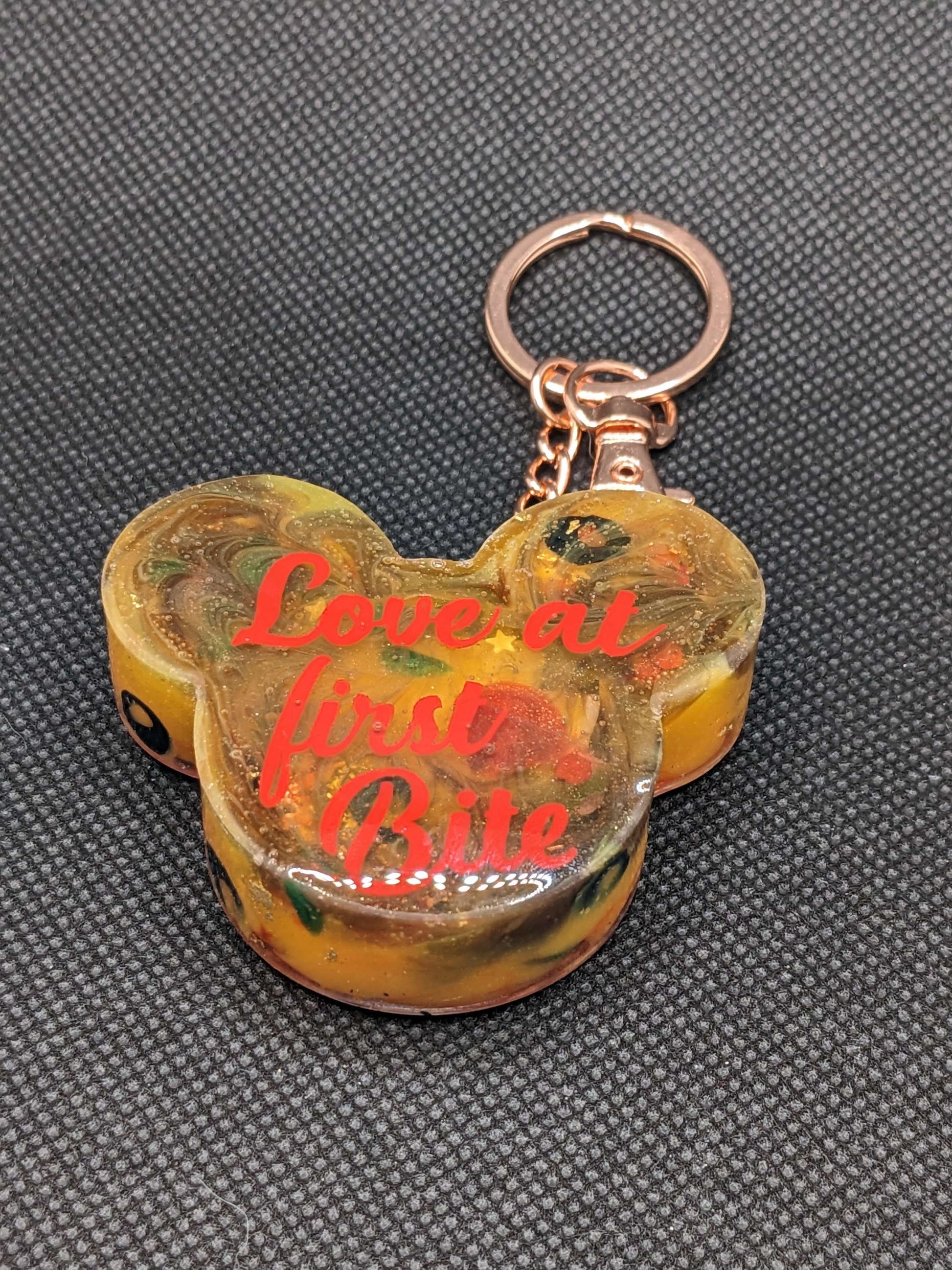 Pizza planet love shaker Keychain - Keychain