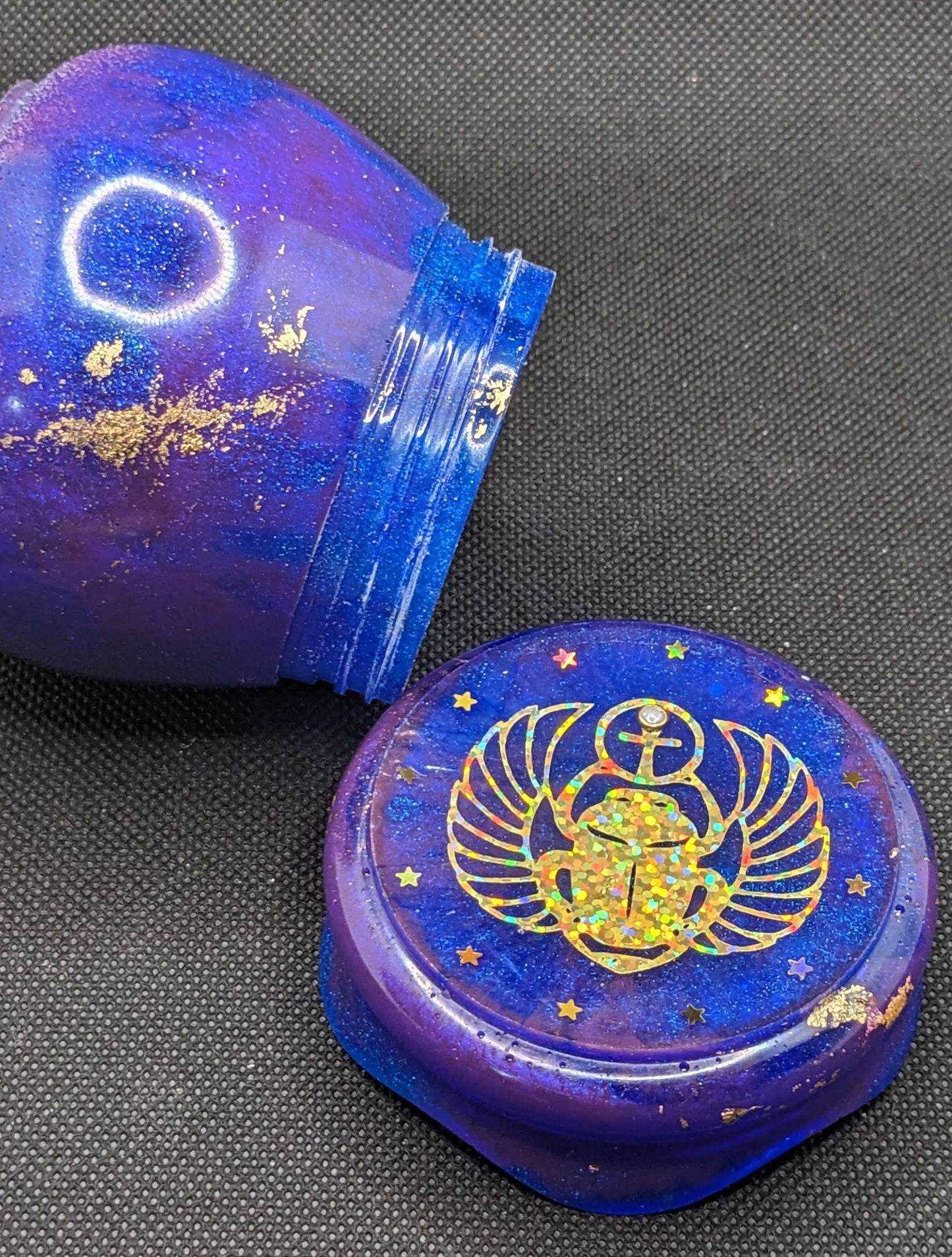 Scarab Grinder and Jar - Keychain